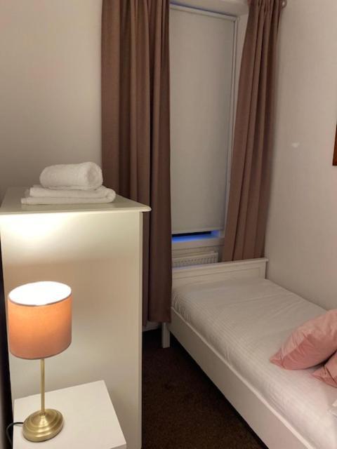 Glenfinnan - Two Bedroom Apartment Ντανφέρμλιν Εξωτερικό φωτογραφία
